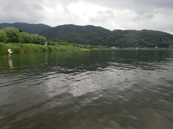 原稿がうまく書けないので気分転換で釣りに行った。