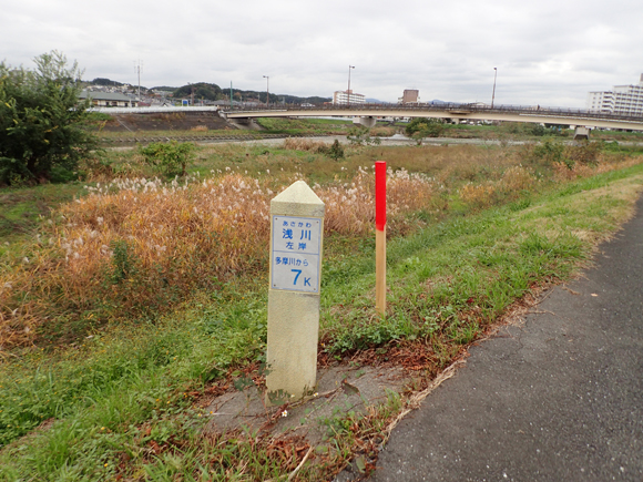 下流からのぞむ長沼橋全景 