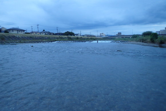 いつもの小川が大河になってしまった